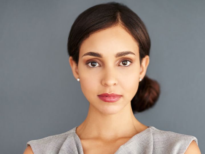 Straight-On headshot Pose