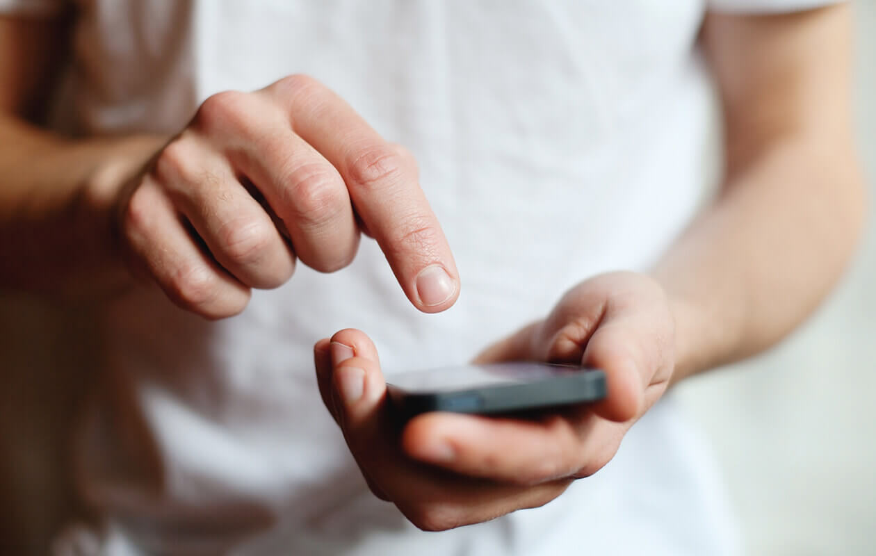 How to Record a Phone Call for Podcasts in High Quality (3 Ways)