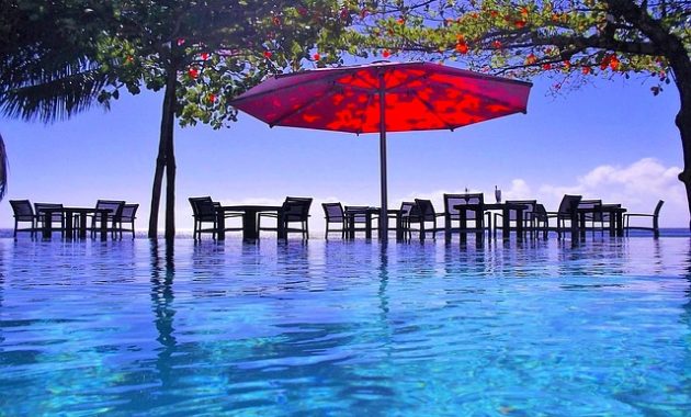 5 Types of Outdoor Chairs